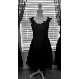 Baby online cocktail beaded woman black Dress Size 6